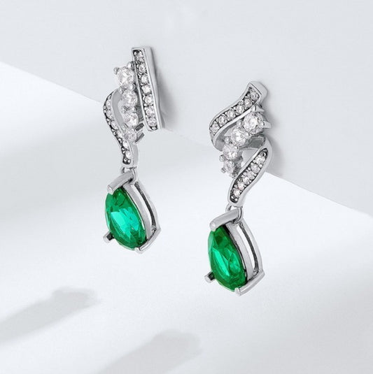Smaragd-Ohrstecker aus 925er Silber - Perla d'Oro