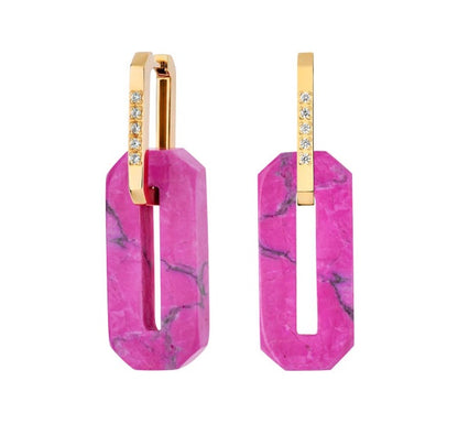 Vergoldete Creolen mit Zirkonia und Pink Howlith – italienische Eleganz für jeden Anlass.