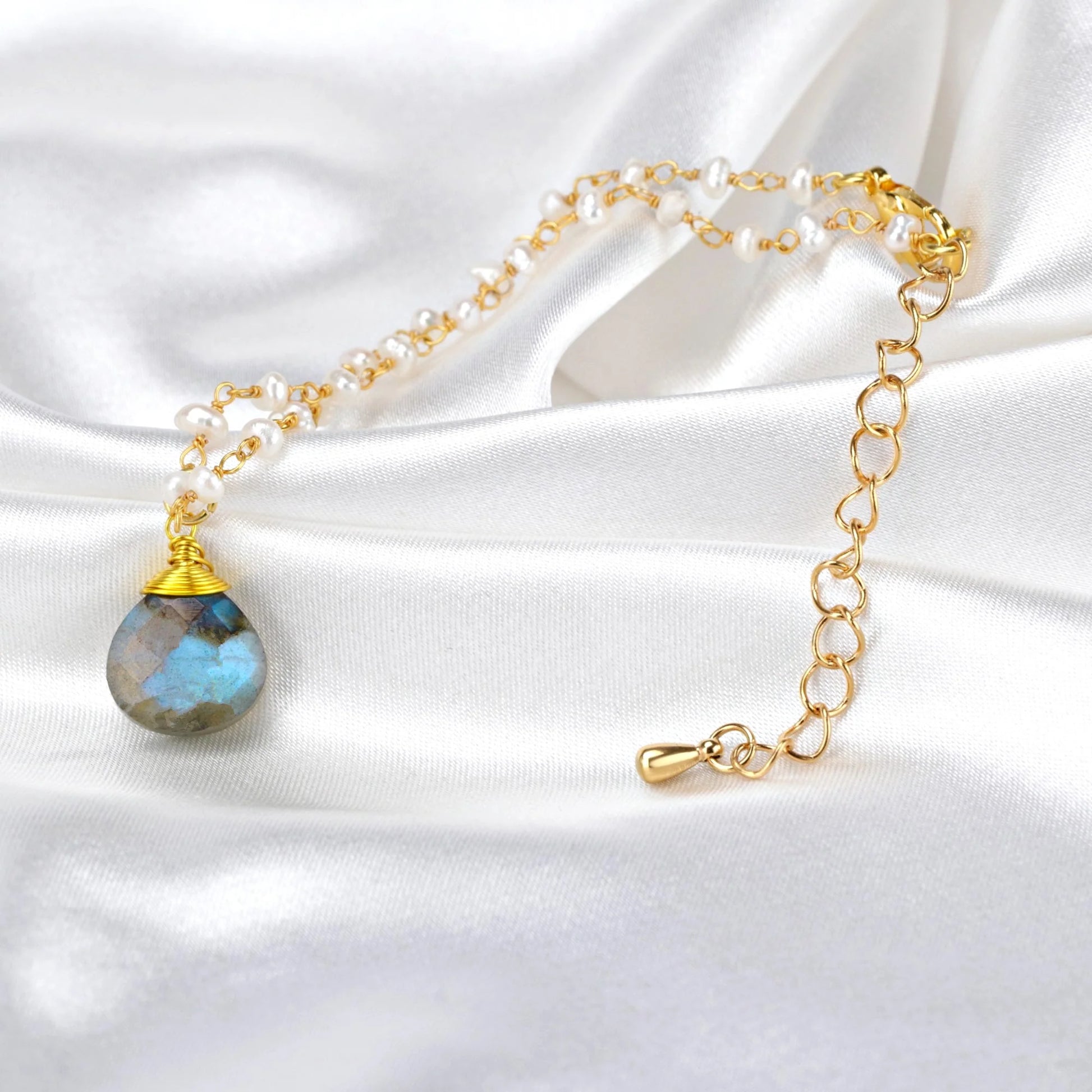 Edelsteinarmband mit Süßwasserperle & Labradorit Tropfen - Perla d'Oro