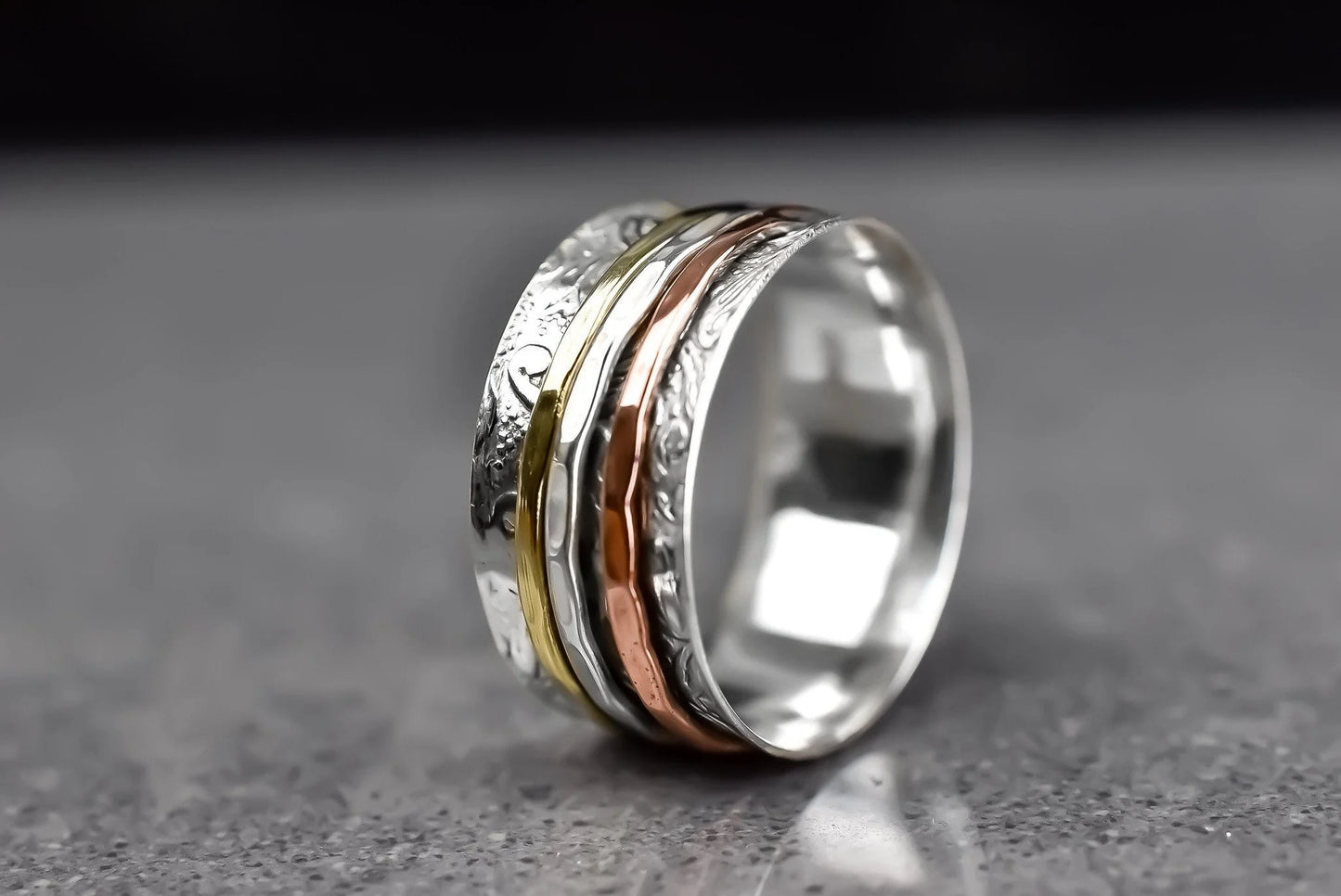 MadamLili Floraler Meditationsring aus 925 Silber – handgefertigter, mehrfarbiger Ring mit floralen Mustern