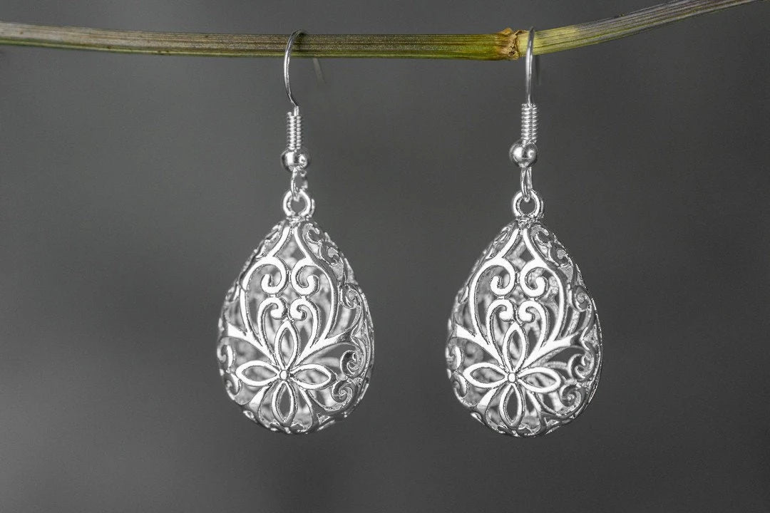 MadamLili Ethnische Folklore Ohrhänger aus 925er Silber – filigrane Tropfen mit floralen Mustern