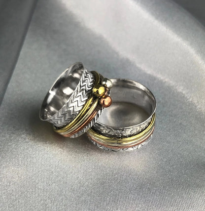 Meditationsring aus 925er Sterling Silber von MadamLili - handgefertigter, mehrreihiger Silberring mit Muster