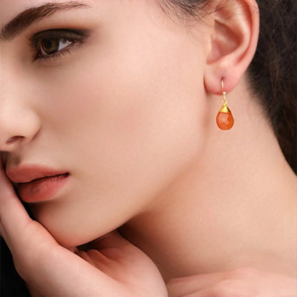 Vergoldete 925er Silber Ohrringe mit Karneol-Tropfen in Orange – eleganter Tropfen-Schmuck.