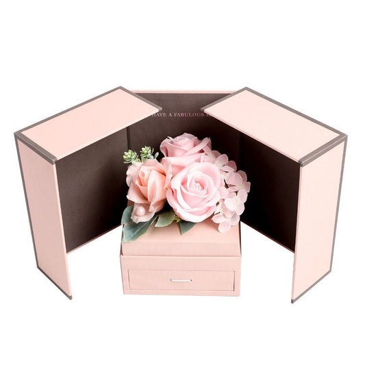Romantische Rosenstrauß Geschenkbox - Perla d'Oro